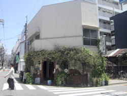 パブ店舗及び住居建物解体工事